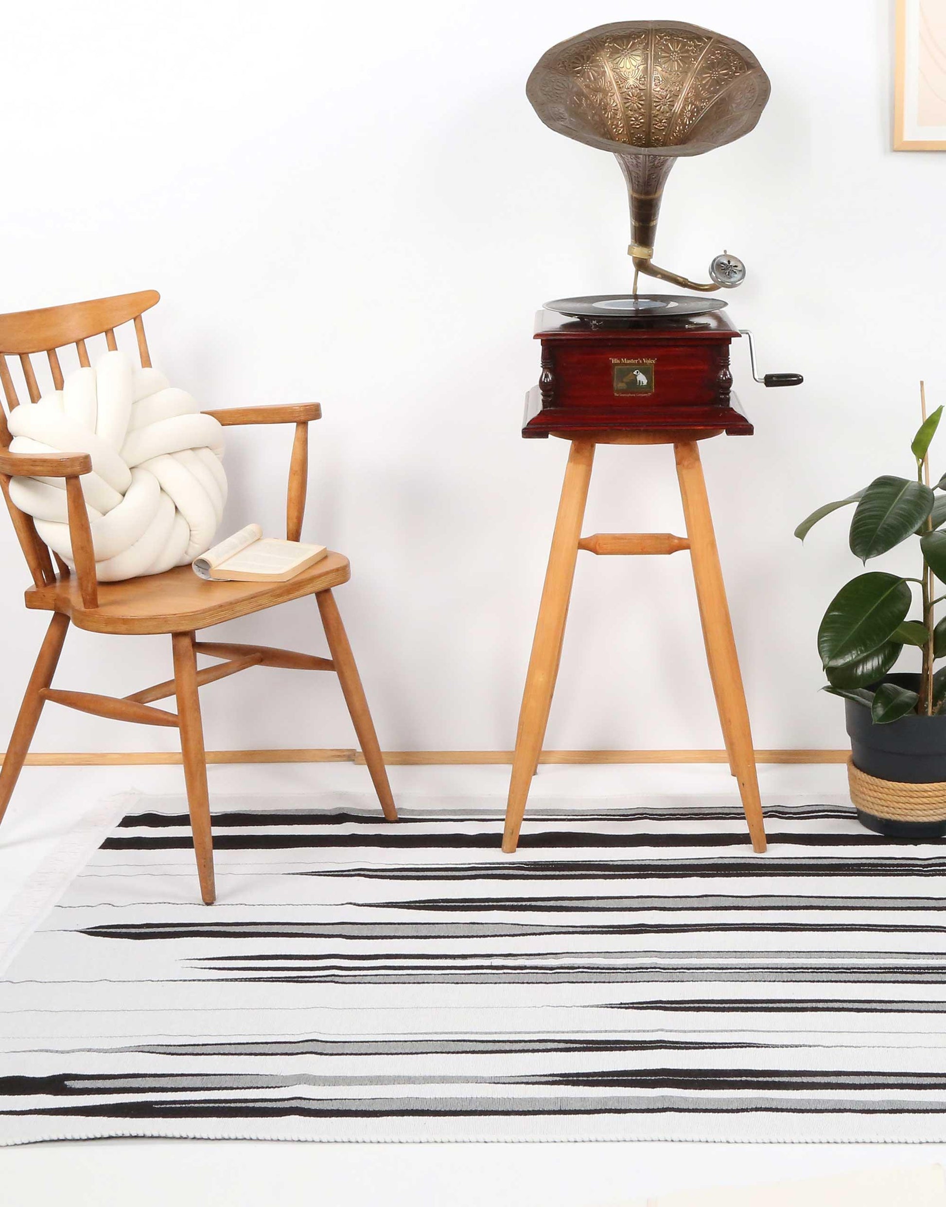 Turkish Area Rug Shadow - Cacala